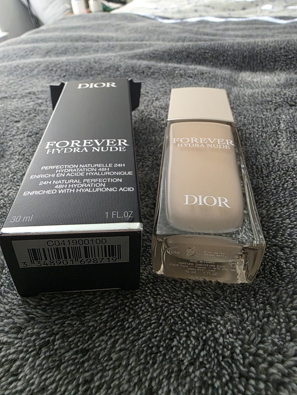 Dior Forever Hydra Nude Skincare Foundation - Shade ON - brand NEW in Box 1 oz